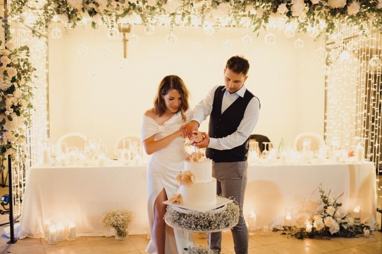 Hit Sound Pazin | Razglas i rasvjeta | Sve za vjenčanja - HIT SOUND Pazin S & R WEDDING - MOTOVUN